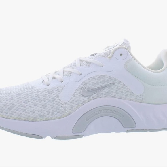 Nike White and Gray Women’s Walking Shoe. Women’s size 11 - Picture 3 of 13